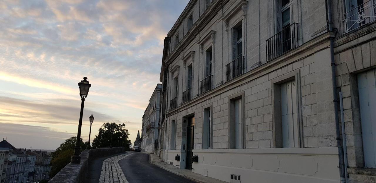 Le Rempart Du Midi Aparthotel Angouleme Exterior photo